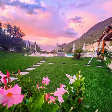 Elle Ecoholiday-3